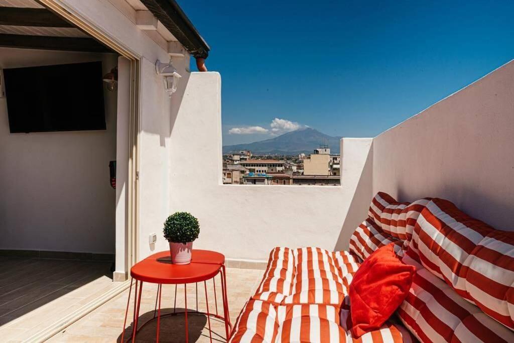 Apartmán Attico In Pieno Centro Storico Di CTA Exteriér fotografie